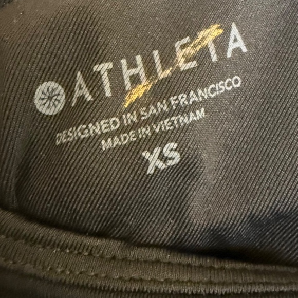 NWOT Athleta Conscious Crop Bikini Top Swimsuit Longline Black Padding - Picture 4 of 7